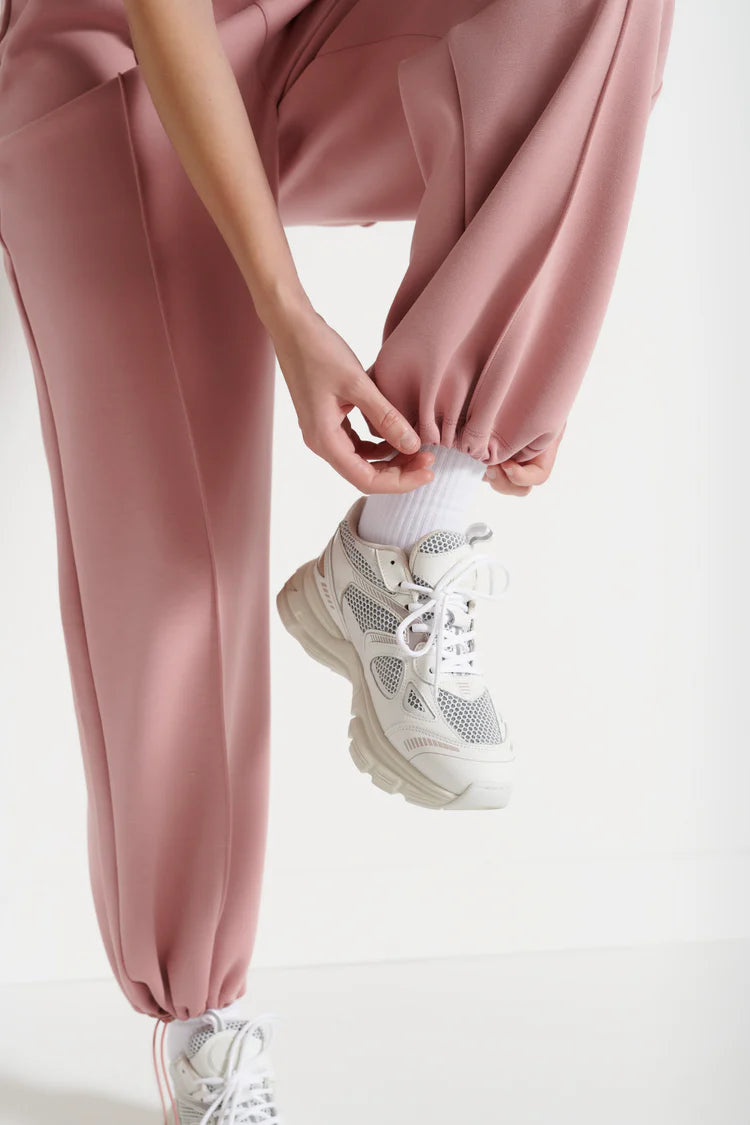 Soft Escape (Dusty Rose)